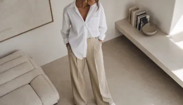 Camicia bianca donna: come indossarla in modo originale